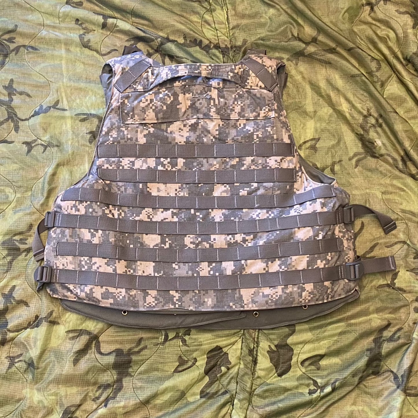 IBA VEST ACU Large